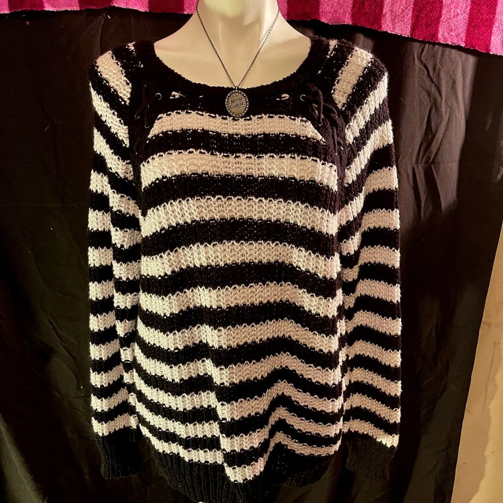 Hot Topic Stripe Chunky Knit Sweater with Lace Detail! BNWT!